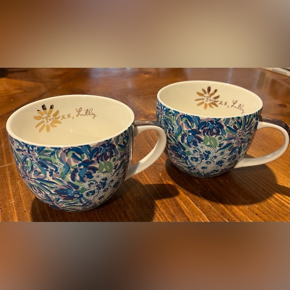 Lilly Pulitzer Blue Floral with Gold Handle Ceramic Mugs Set of Two 12 Oz Mugs